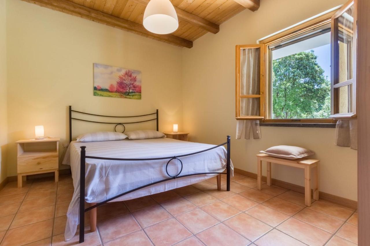 Su Pitiolu - Casa Vacanze Laconi Ngoại thất bức ảnh